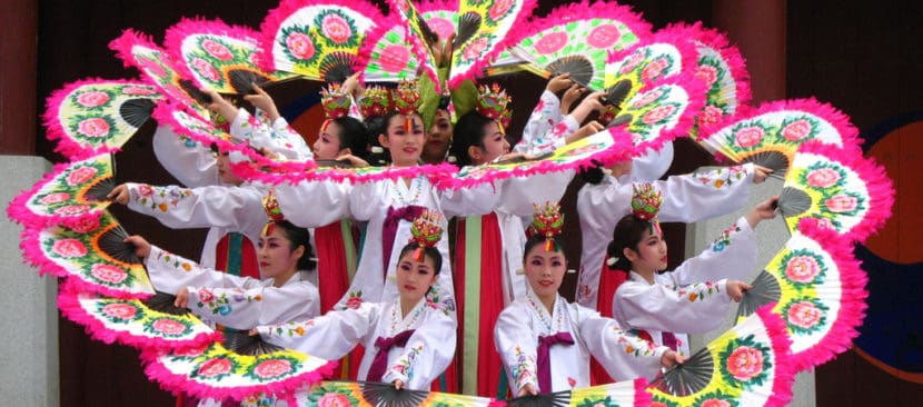 BUCHAECHUM DANCE, KOREA