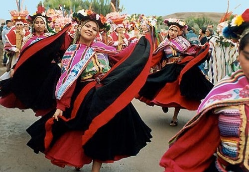 HUAYNO DANCE, PERU
